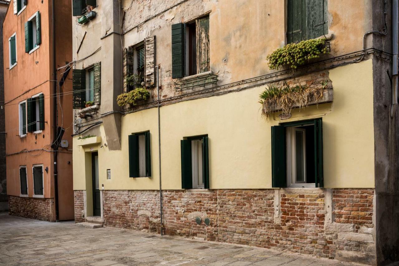 Cà Biennale: scoprire gli angoli nascosti! Veneza Exterior foto